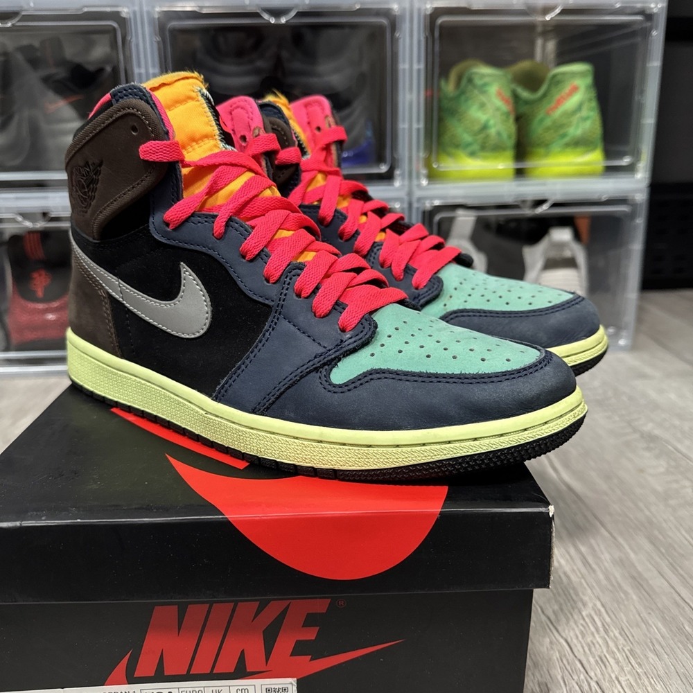 Jordan 1 Retro High Tokyo Bio Hack size 9 men with box excellent condition
